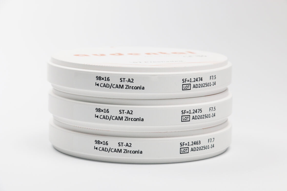 بلوک زرکونیای پیش سایه دار که قابلیت سازگار بودن زیست شناسی و انطباق با الزامات دستگاه های پزشکی را برای دندانپزشکی ایمن ارائه می دهد